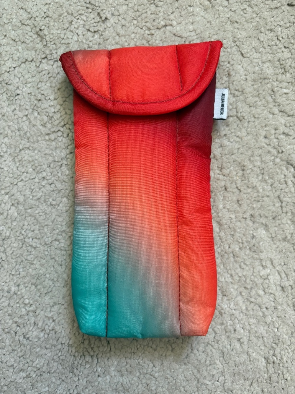 RARE BAGGU JULIA HEUER GLASSES SLEEVE NWOT
